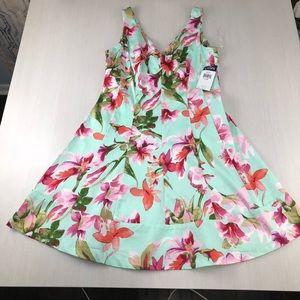 Chaps •NWT• Floral Dress size 12P